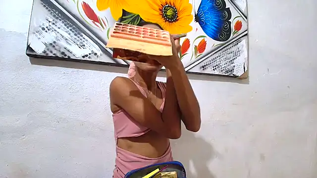 Snapshot of luciana_daza chatting on October 2025 10:44:01 PM luciana daza online show from October 2025 10:44:01 PM