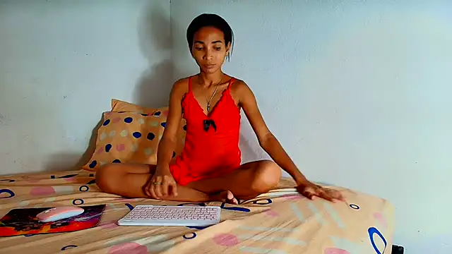 Snapshot of luciana_daza chatting on February 2025 03:20:01 AM luciana daza online show from February 2025 03:20:01 AM