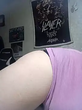 Snapshot of katybell1 chatting on January 2025 12:31:01 AM katybell1 online show from January 2025 12:31:01 AM