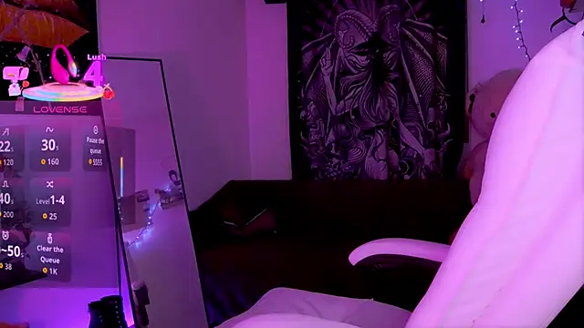 LusciousAlice online show from April 2026 09:19:02 PM