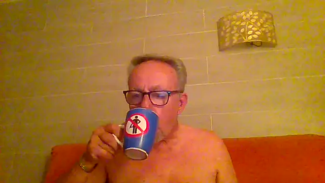tuggy59 online show from May 2026 03:50:02 AM