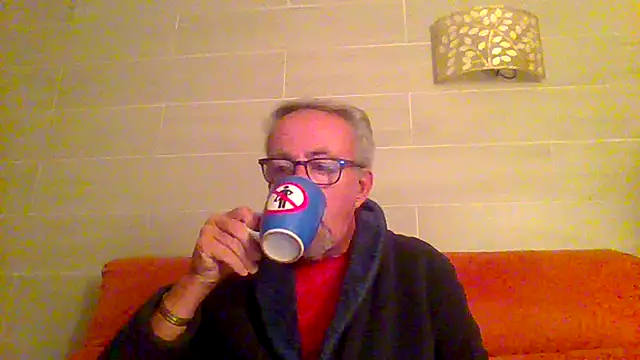 tuggy59 online show from December 2025 05:45:02 AM