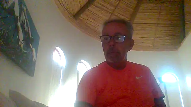 Snapshot of tuggy59 chatting on October 2025 04:22:01 AM tuggy59 online show from October 2025 04:22:01 AM
