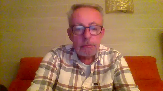 tuggy59 online show from February 2026 05:39:02 AM