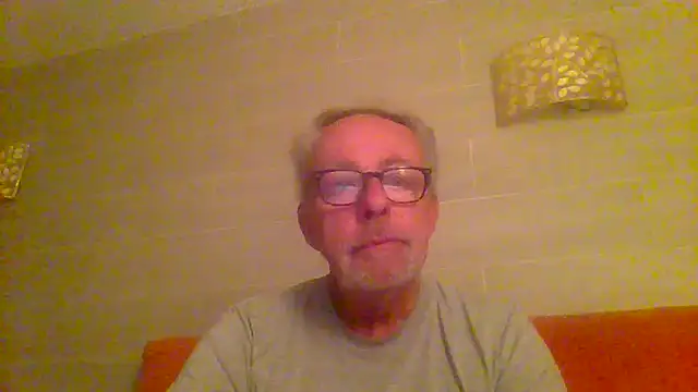 tuggy59 online show from April 2026 04:27:02 AM