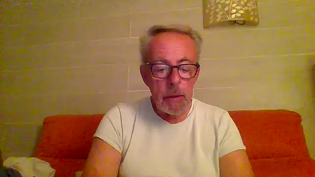 tuggy59 online show from December 2025 05:54:01 AM