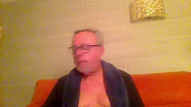 tuggy59 online show from February 2026 05:19:01 AM