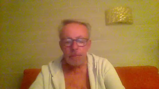 tuggy59 online show from March 2026 04:52:02 AM