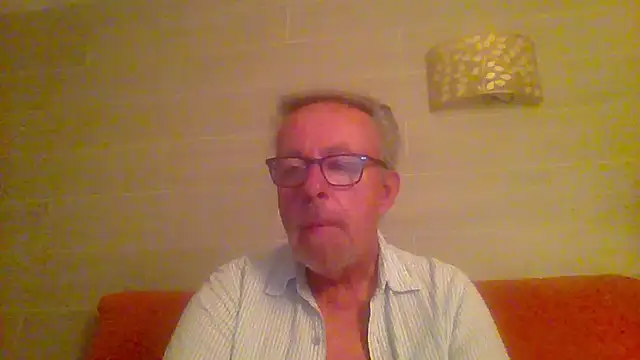 tuggy59 online show from April 2026 04:46:01 AM