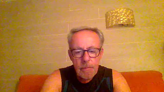 Snapshot of tuggy59 chatting on June 2026 03:17:02 AM tuggy59 online show from June 2026 03:17:02 AM