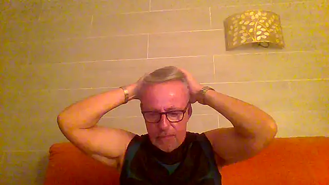 Snapshot of tuggy59 chatting on July 2026 03:15:02 AM tuggy59 online show from July 2026 03:15:02 AM