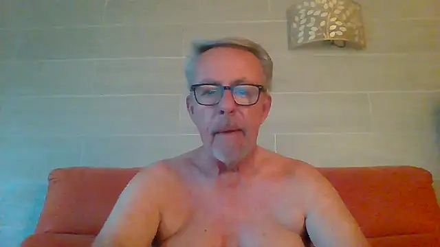 tuggy59 online show from May 2026 05:13:01 AM