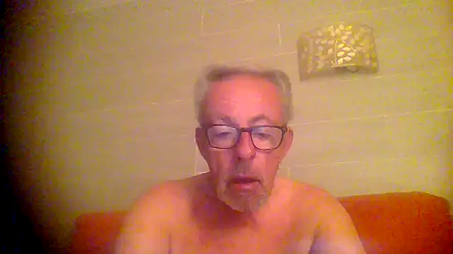 tuggy59 online show from October 2025 05:40:02 AM