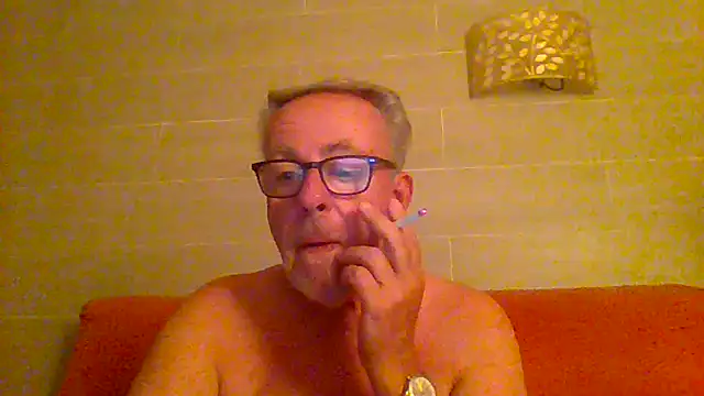 Snapshot of tuggy59 chatting on July 2026 03:50:01 AM tuggy59 online show from July 2026 03:50:01 AM