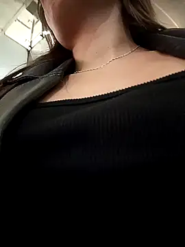 Snapshot of marena_saenz chatting on December 2024 10:41:01 PM marena saenz online show from December 2024 10:41:01 PM