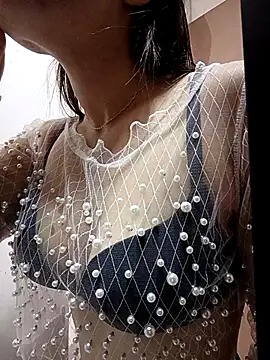 marena saenz online show from November 2025 02:10:02 PM