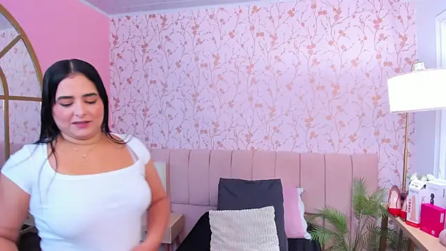 Snapshot of taylor_bennet chatting on November 2025 11:44:02 AM taylor bennet online show from November 2025 11:44:02 AM