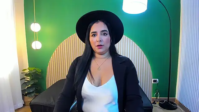 Snapshot of taylor_bennet chatting on November 2025 11:54:01 AM taylor bennet online show from November 2025 11:54:01 AM