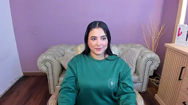 Snapshot of taylor_bennet chatting on November 2025 11:43:01 AM taylor bennet online show from November 2025 11:43:01 AM