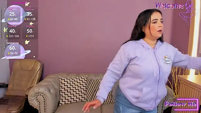 Snapshot of taylor_bennet chatting on October 2025 12:17:02 PM taylor bennet online show from October 2025 12:17:02 PM