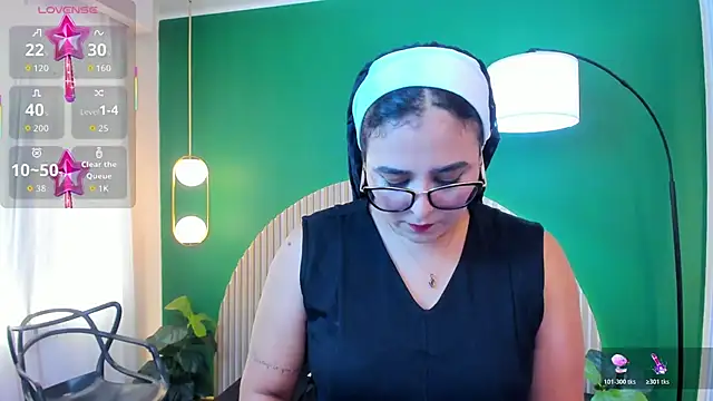 taylor bennet online show from April 2026 07:07:01 PM