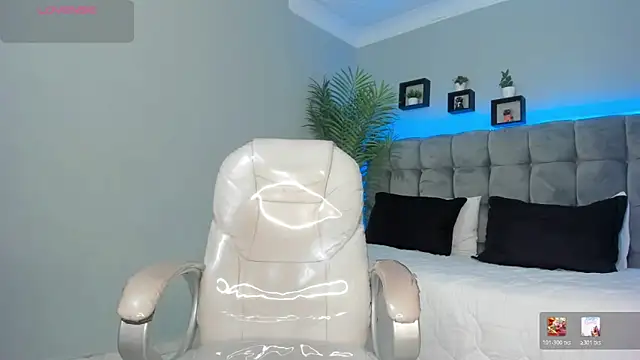 Alex cute77 online show from April 2026 12:09:01 PM