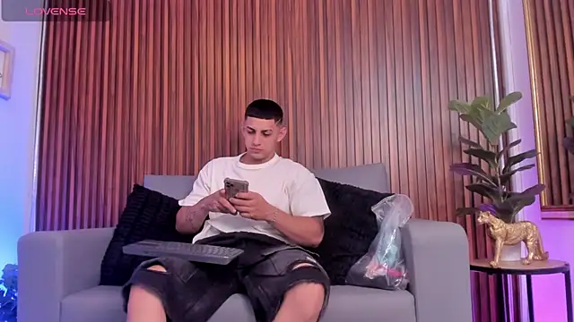 Alex cute77 online show from February 2026 12:26:01 PM