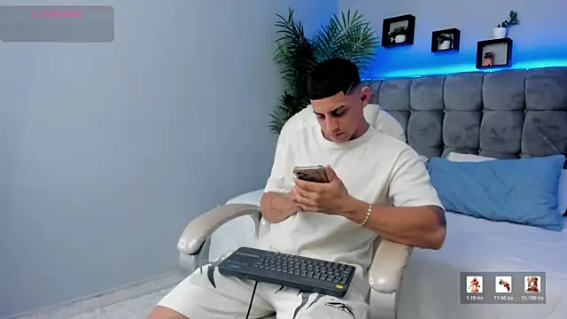 Alex cute77 online show from March 2026 12:09:02 PM