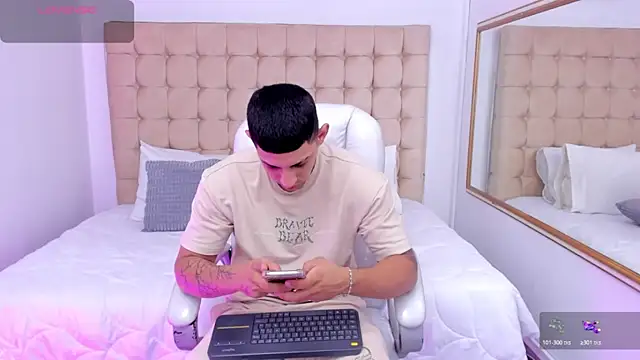 Alex cute77 online show from December 2025 12:09:02 PM