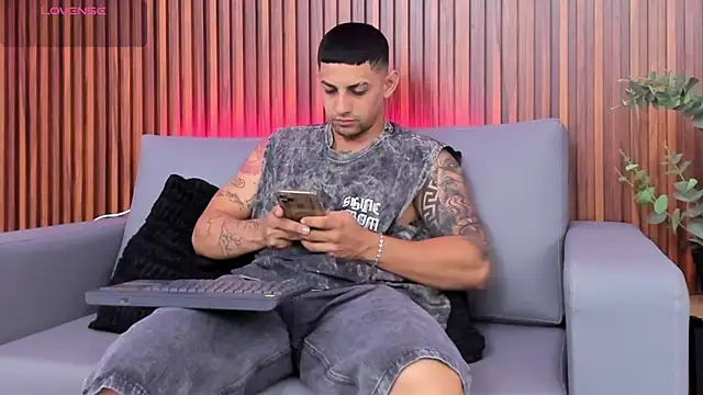 Alex cute77 online show from March 2026 11:25:01 AM