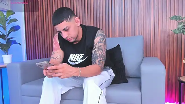 Alex cute77 online show from February 2026 12:05:02 PM