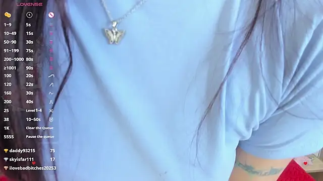 Snapshot of Yeysy__lenox chatting on January 2025 09:23:02 AM Yeysy lenox online show from January 2025 09:23:02 AM