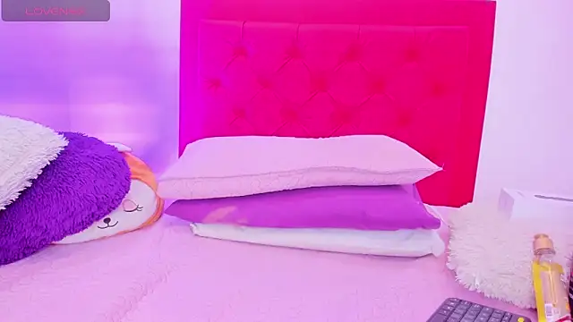 Sofia Girl  online show from February 2025 07:19:01 AM