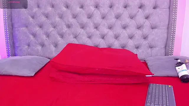 Snapshot of Sofia_Girl_ chatting on November 2025 07:01:02 AM Sofia Girl online show from November 2025 07:01:02 AM