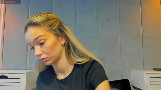 Snapshot of Sassy_Teen chatting on September 2025 08:35:02 AM Sassy Teen online show from September 2025 08:35:02 AM