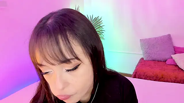 Snapshot of Gloomydoll chatting on November 2025 07:02:02 PM Gloomydoll online show from November 2025 07:02:02 PM