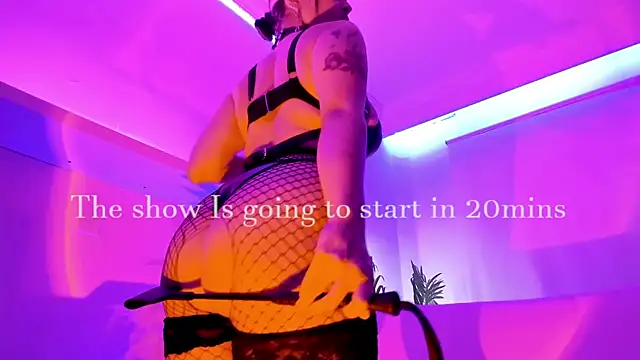 Snapshot of Gloomydoll chatting on May 2026 07:44:02 PM Gloomydoll online show from May 2026 07:44:02 PM