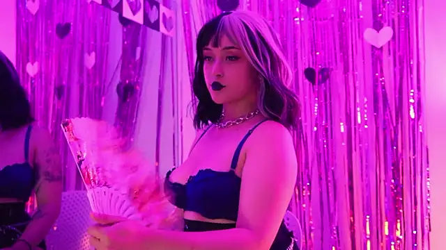 Gloomydoll online show from February 2026 11:27:01 PM