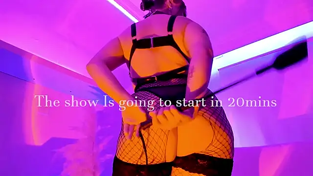 Gloomydoll online show from March 2026 07:43:02 PM