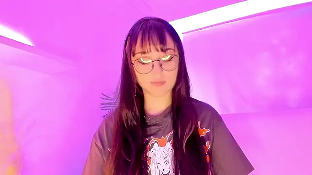 Snapshot of Gloomydoll chatting on September 2025 06:58:02 PM Gloomydoll online show from September 2025 06:58:02 PM