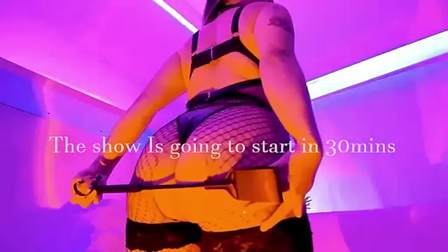 Gloomydoll online show from July 2026 08:13:01 PM