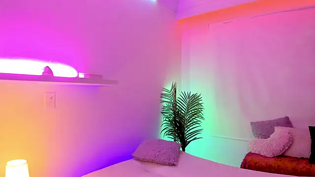 Snapshot of Gloomydoll chatting on November 2025 07:29:02 PM Gloomydoll online show from November 2025 07:29:02 PM