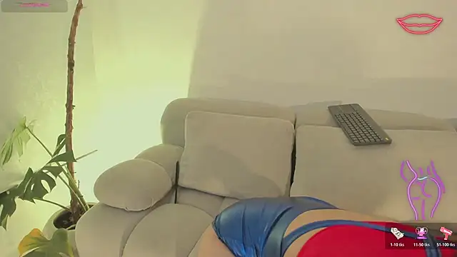 LindseyMoss online show from October 2025 12:51:02 AM