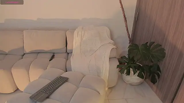 Snapshot of LindseyMoss chatting on October 2025 12:55:02 AM LindseyMoss online show from October 2025 12:55:02 AM