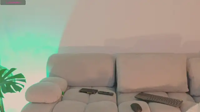 LindseyMoss online show from November 2025 12:44:01 AM