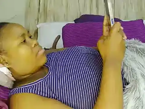 Real1SweetQueen online show from May 2026 06:56:02 PM