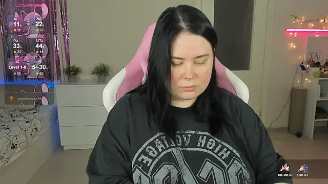 Snapshot of Akemi_BBW chatting on June 2026 10:04:02 AM Akemi BBW online show from June 2026 10:04:02 AM