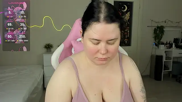 Snapshot of Akemi_BBW chatting on July 2026 08:36:02 AM Akemi BBW online show from July 2026 08:36:02 AM