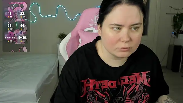 Snapshot of Akemi_BBW chatting on July 2026 08:07:02 AM Akemi BBW online show from July 2026 08:07:02 AM