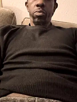 Snapshot of icyMike43 chatting on January 2026 07:12:01 PM icyMike43 online show from January 2026 07:12:01 PM